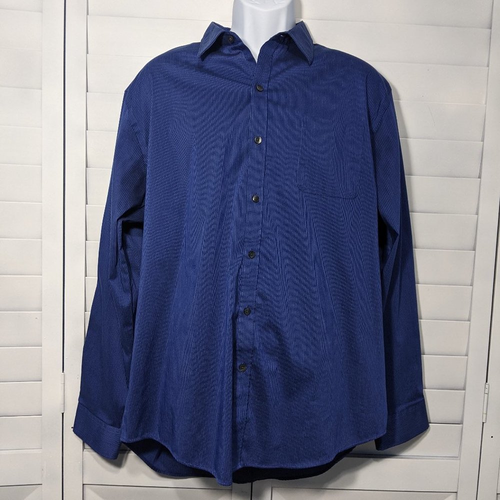 Van Heusen Traveler Mens Button Down XL